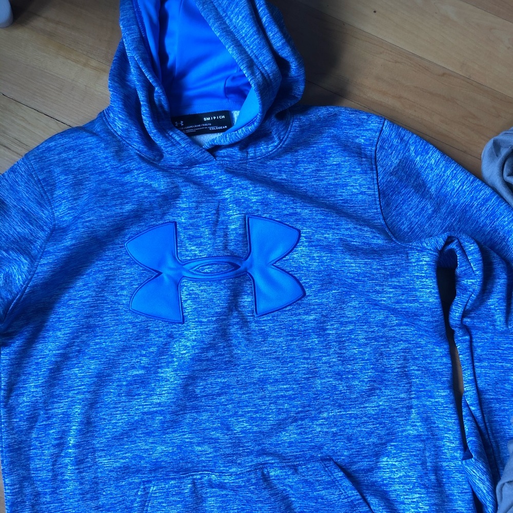 NWOT Blue under armour hoodie. Never warn